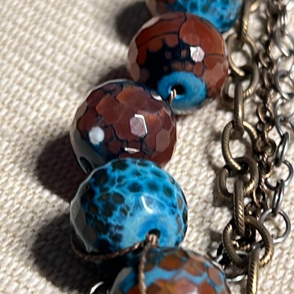 Semi-precious and glass bead costume necklace by Julio - Picture 2 of 5